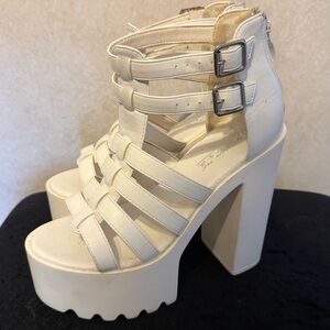 Source Unknown Cream Platform Sandals